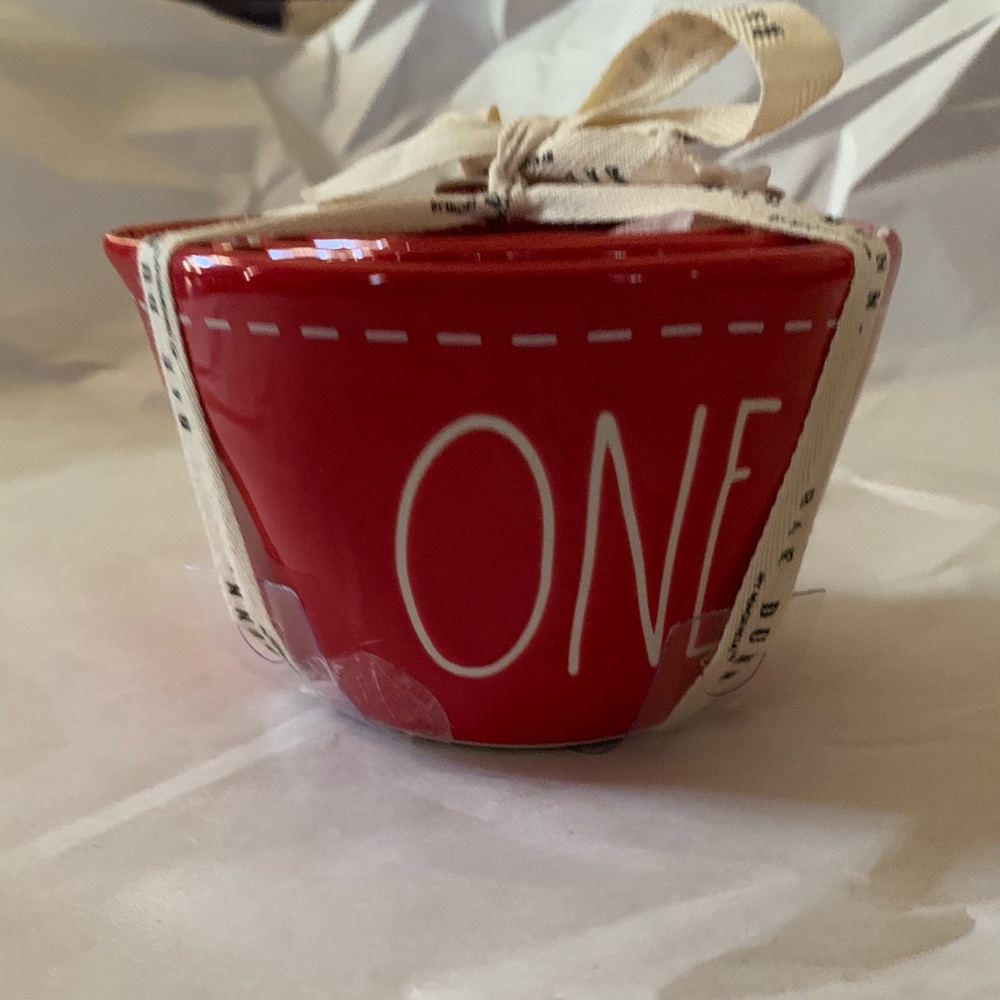 Red Rae Dunn Measuring Cups